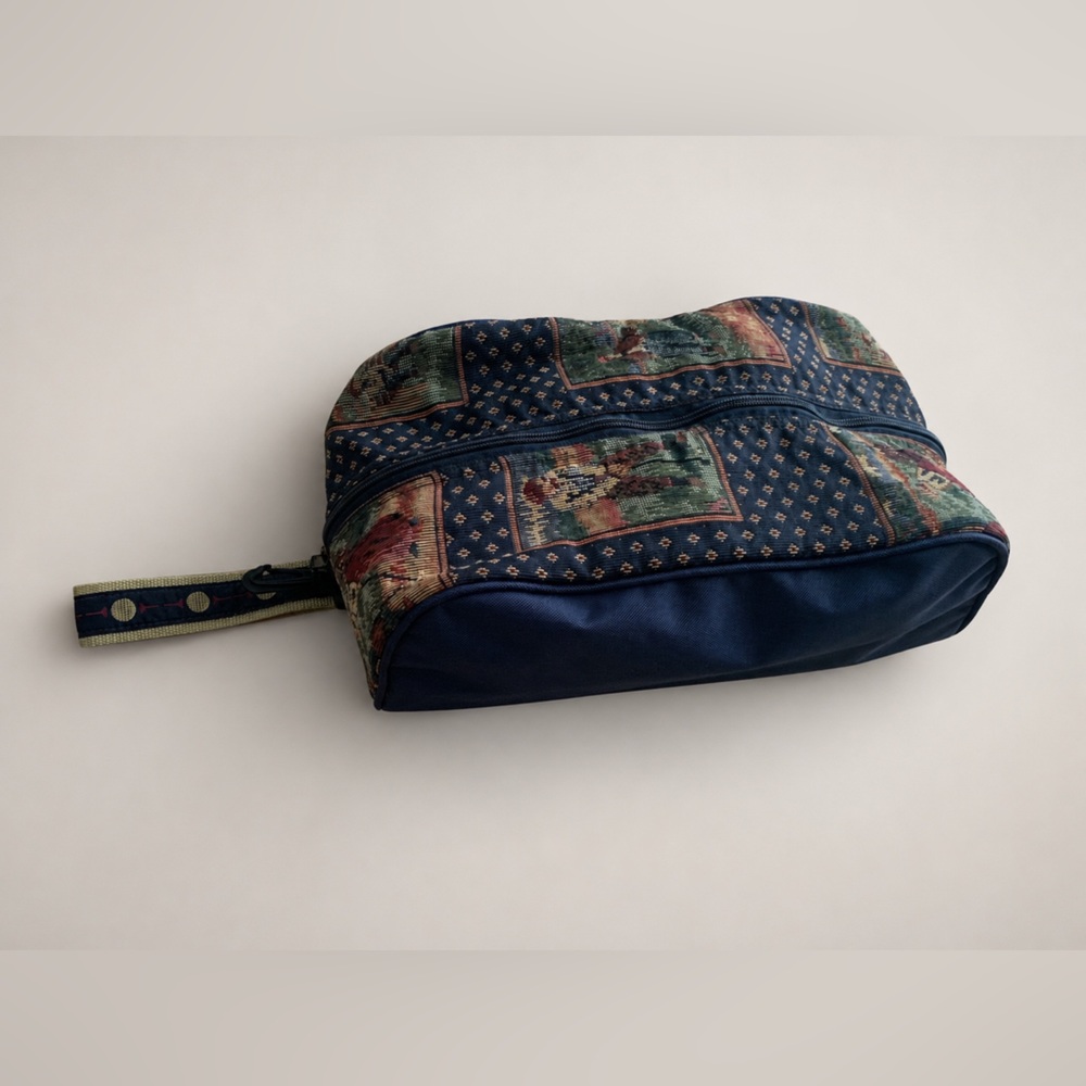 VINTAGE - Saks Fifth Avenue Tapestry Travel Bag